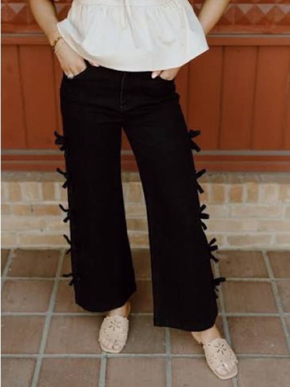 entro Black Wide-Leg Jeans with Side Bow Accents
